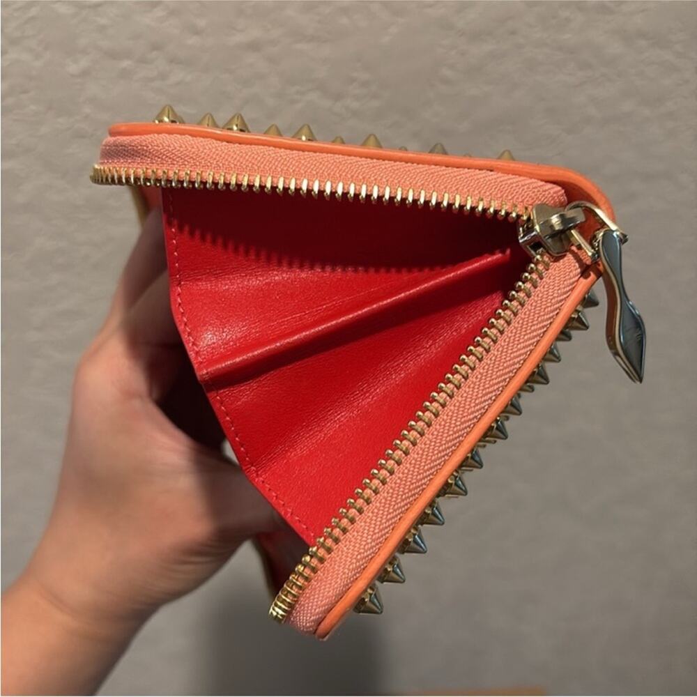 Christian Louboutin PANETTONE WALLET CALF SPIKES FLAMINGO/GOLD - Picture 11 of 12
